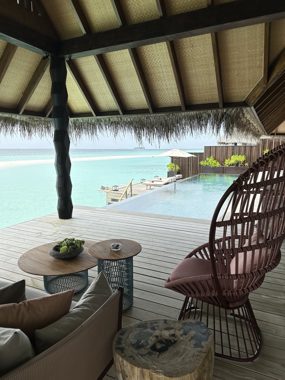 Honeymoon Travel in the Maldives with TRAVEL WORLD